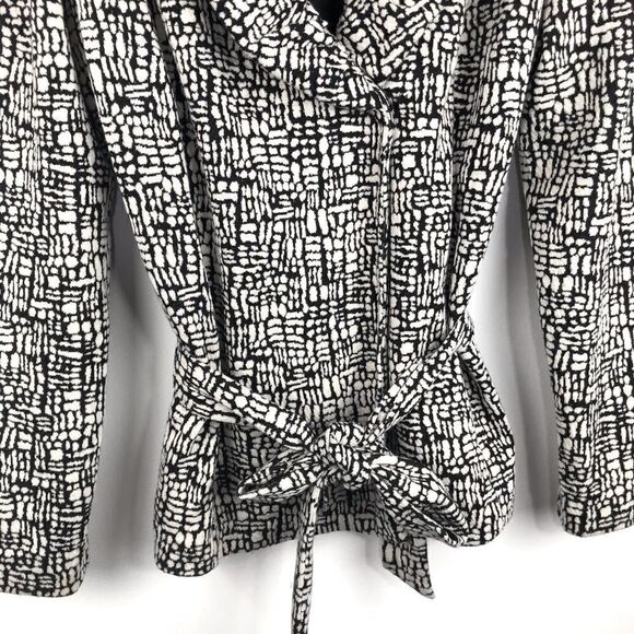 Fenn Wright Manson Geometric Black and Cream Ruched Color Belted Blazer - Picture 5 of 13